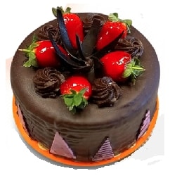 Taze Üretilmiş 6–9 Kişilik Çikolatalı Yaş Pasta